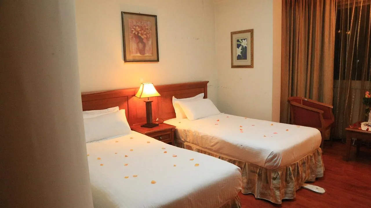 Adot Tinna Hotel Addis Abeba Etiopia