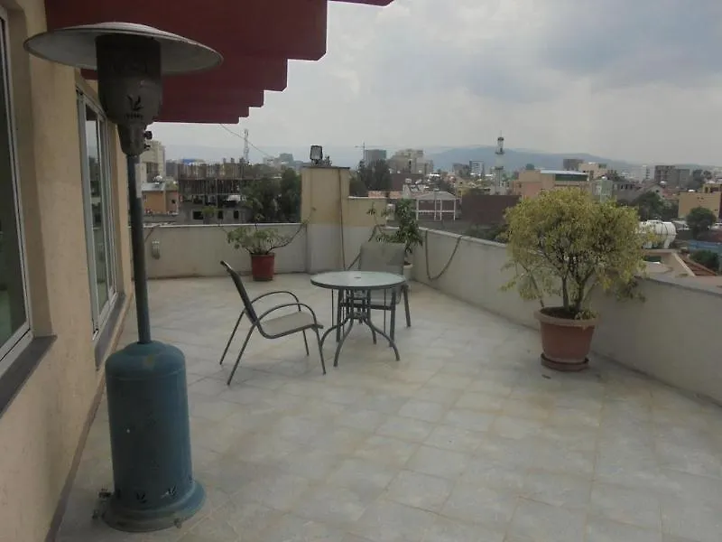 Adot Tinna Hotel Addis Abeba