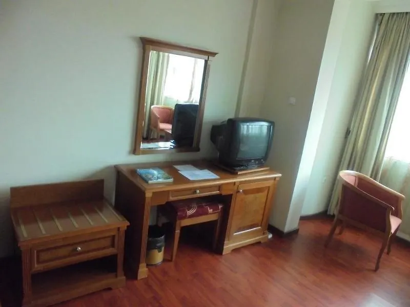 Adot Tinna Hotel Addis Abeba Etiopia
