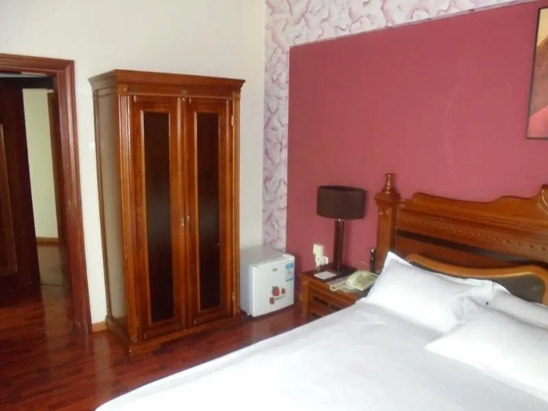 Adot Tinna Hotel Addis Abeba 3*,  Etiopia